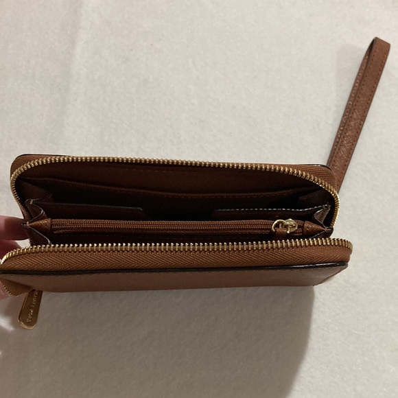 Michael Kors Clutch/Wristlet - Picture 4 of 4